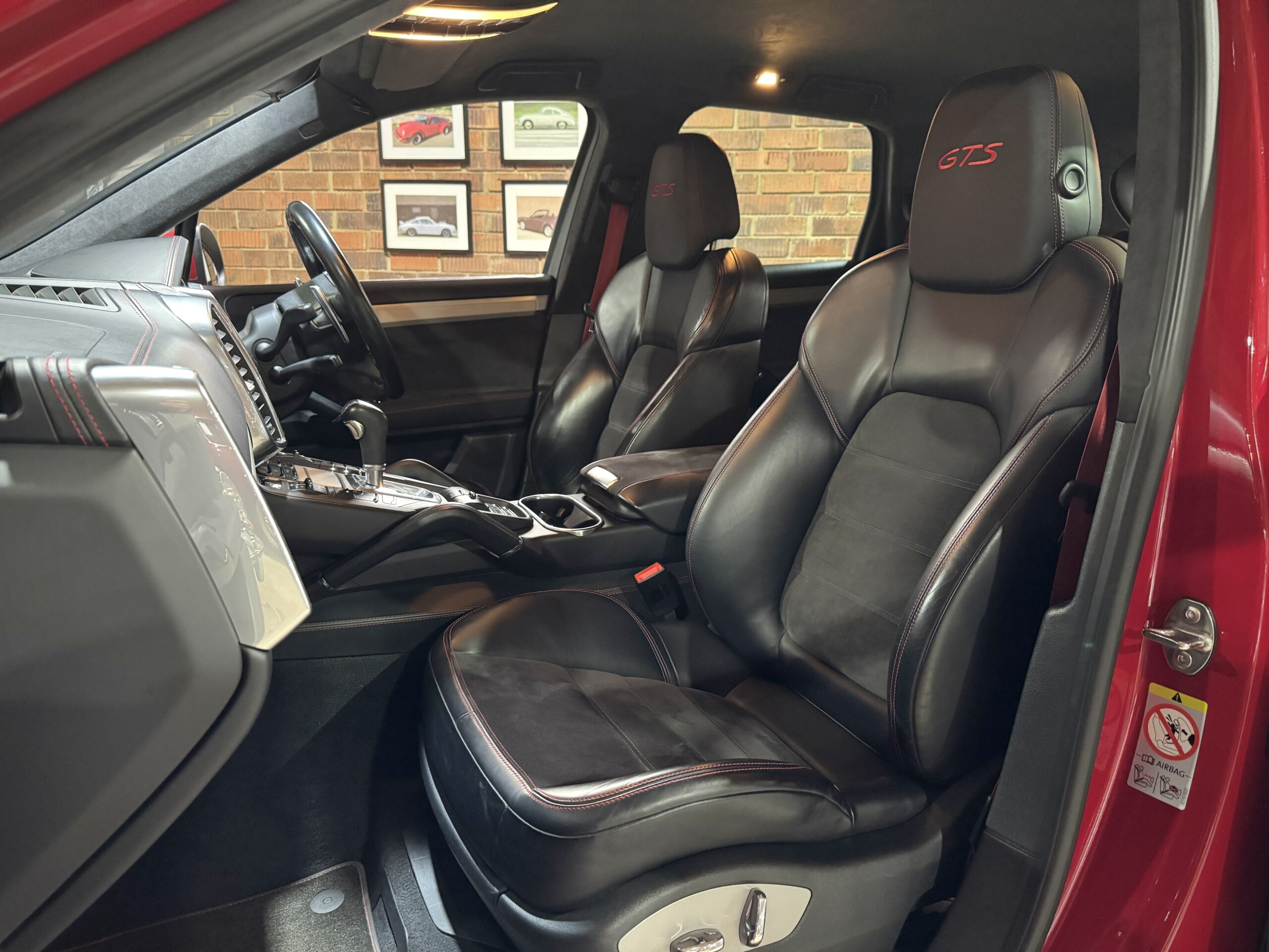 2013 Porsche Cayenne GTS