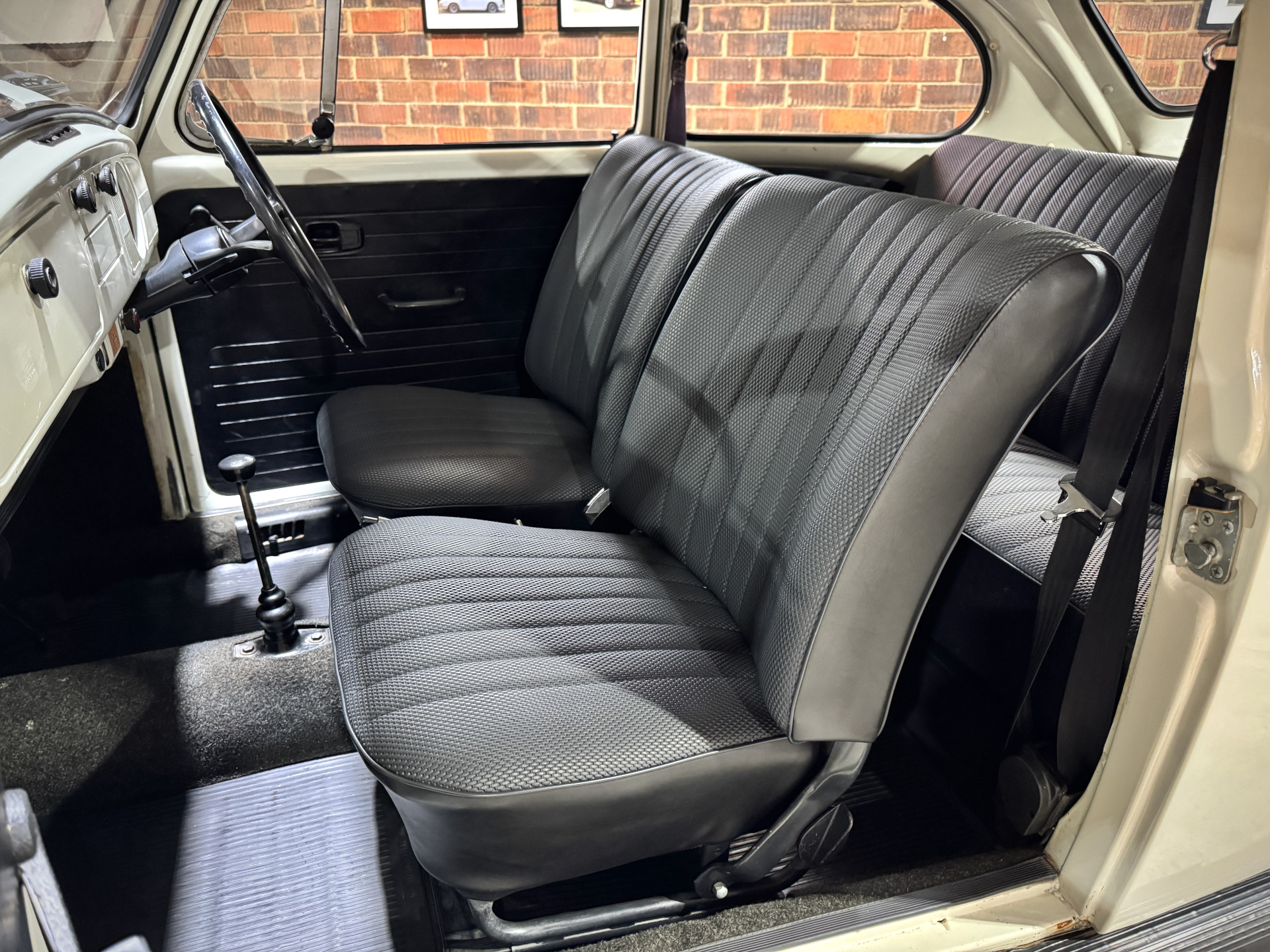 1972 Volkswagen Econo Beetle