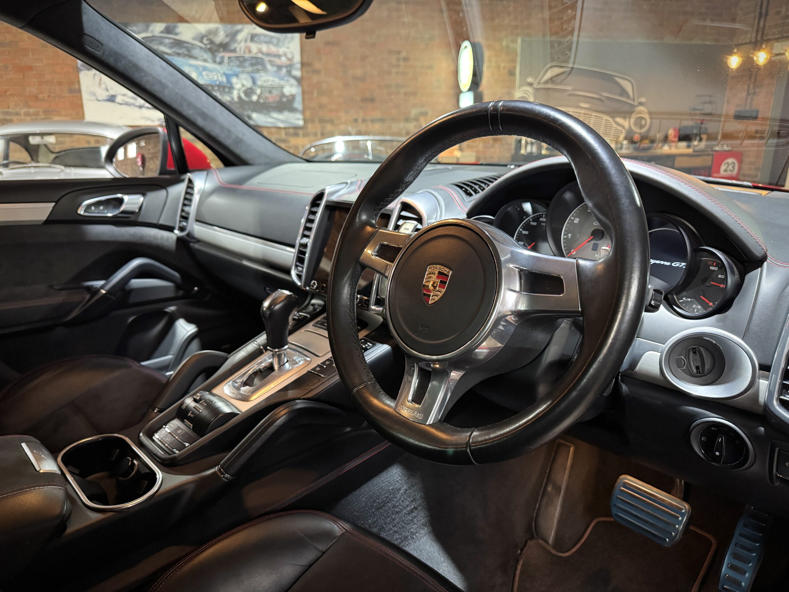 2013 Porsche Cayenne GTS