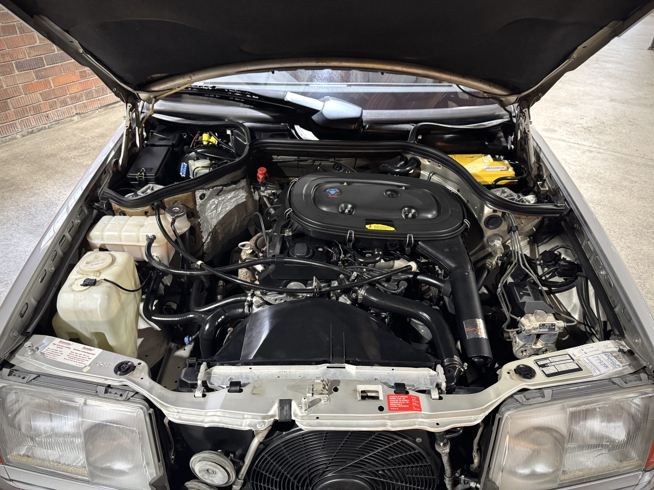 1992 Mercedes Benz W124 230E