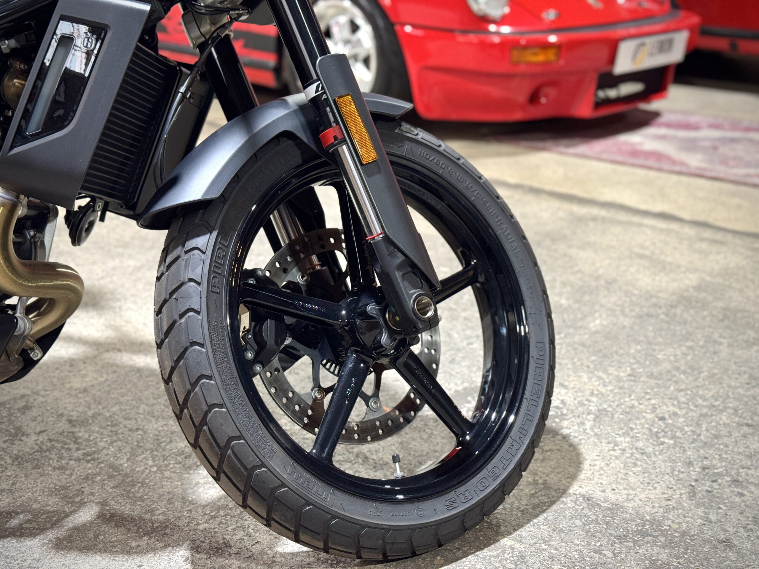 2019 Husqvarna Svartpilen 701