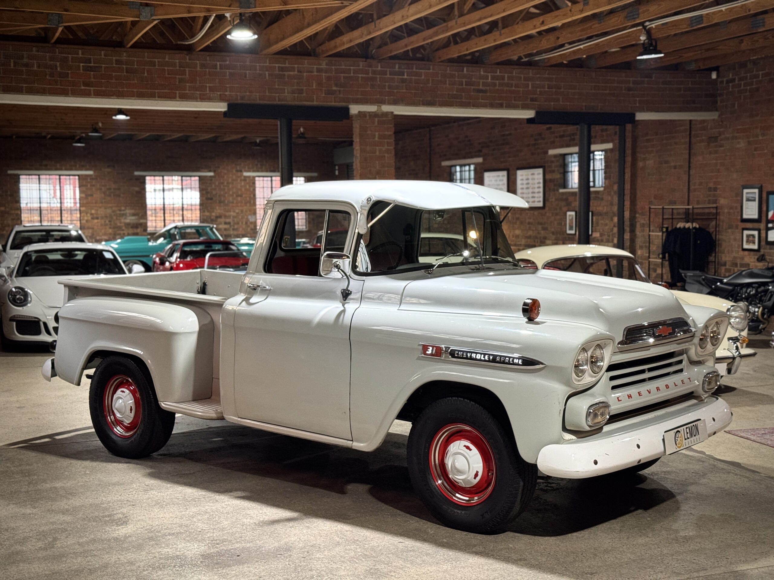 1959 Chevrolet Apache Pick-Up