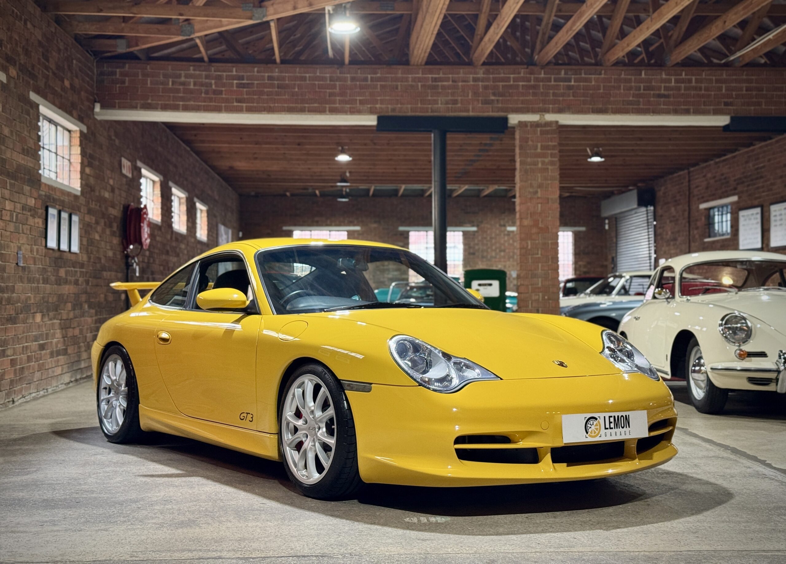 2004 Porsche 911 GT3 (MK2)