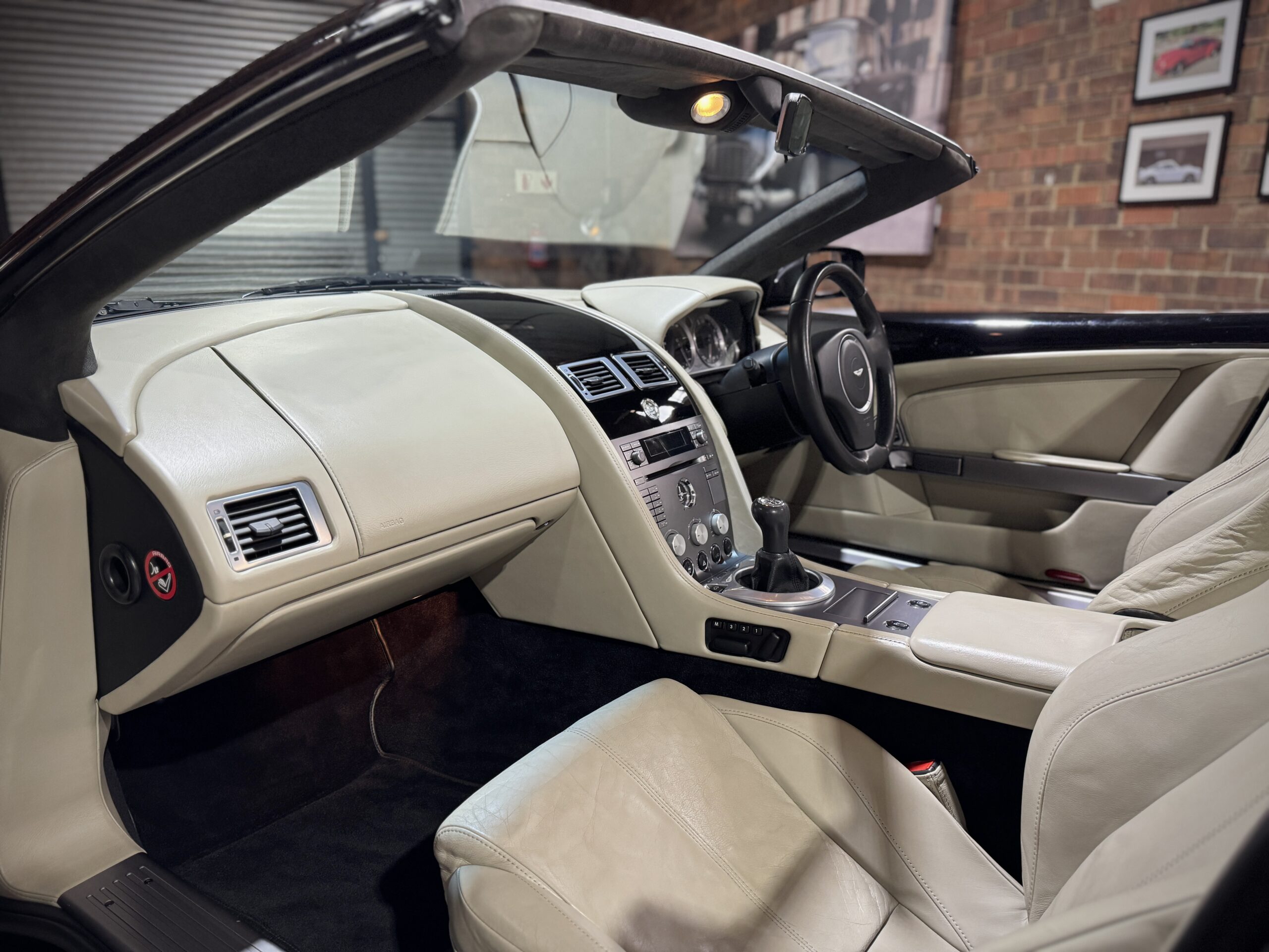 2007 Aston Martin DB9 Volante