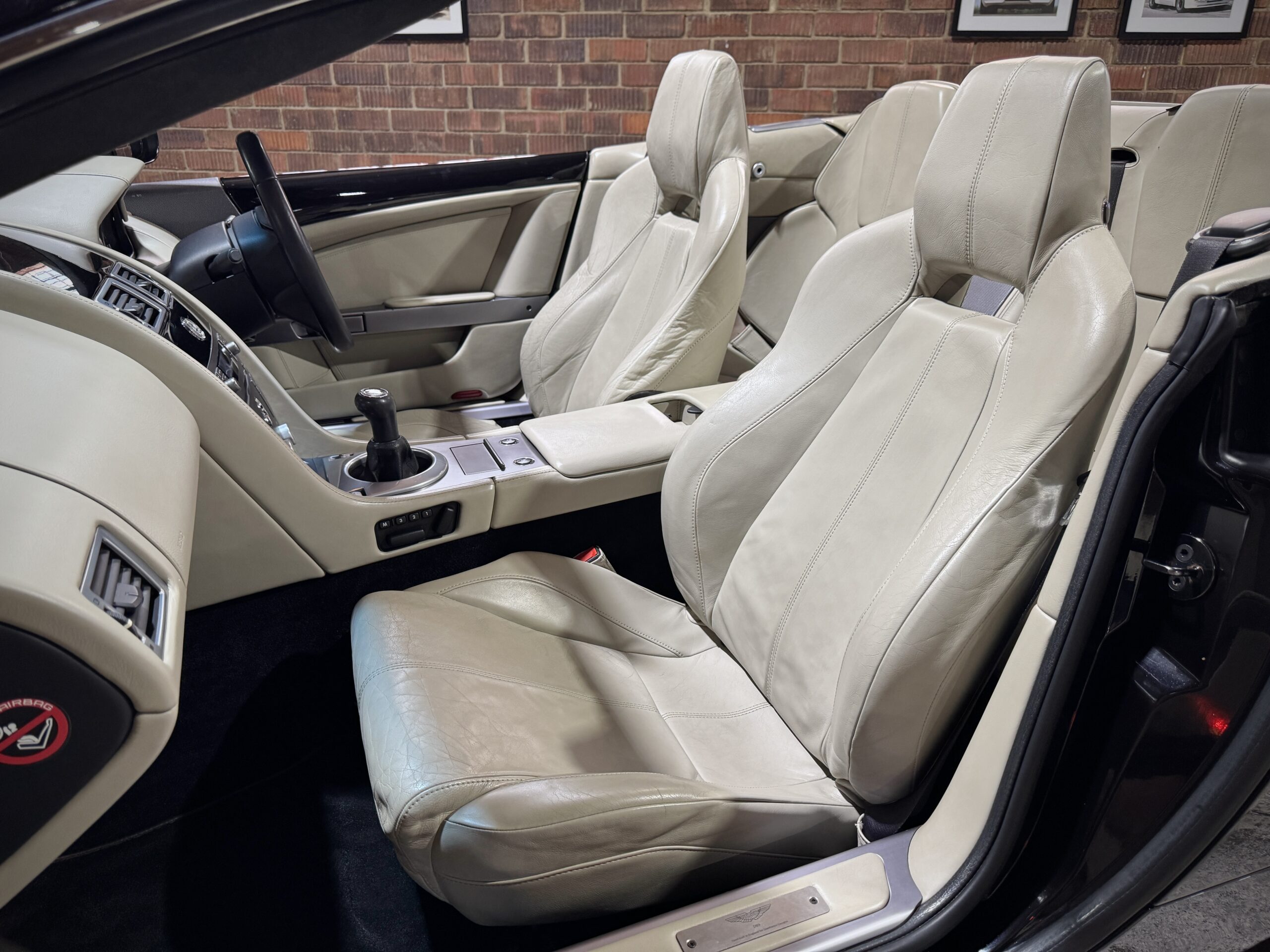 2007 Aston Martin DB9 Volante