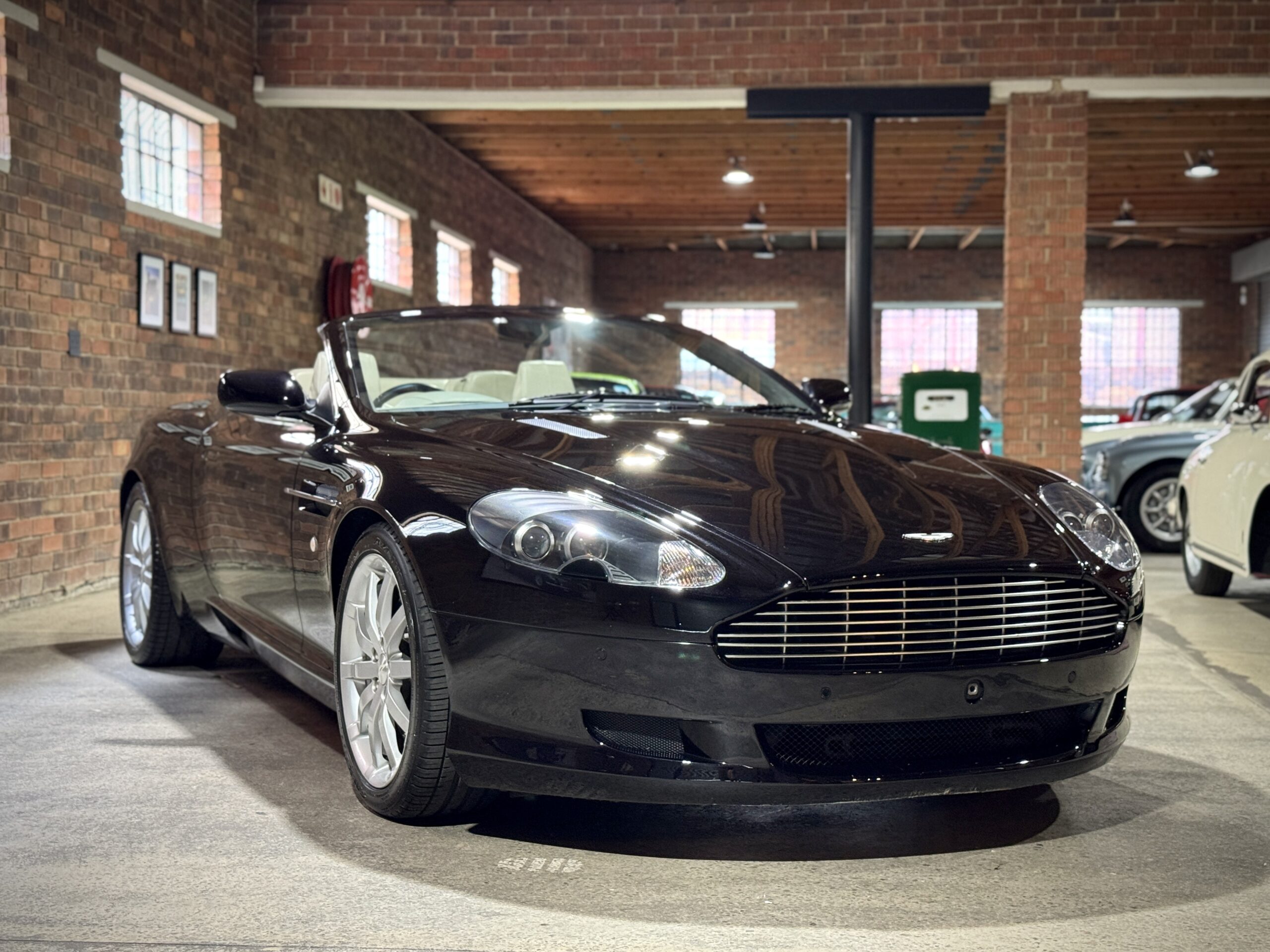 2007 Aston Martin DB9 Volante