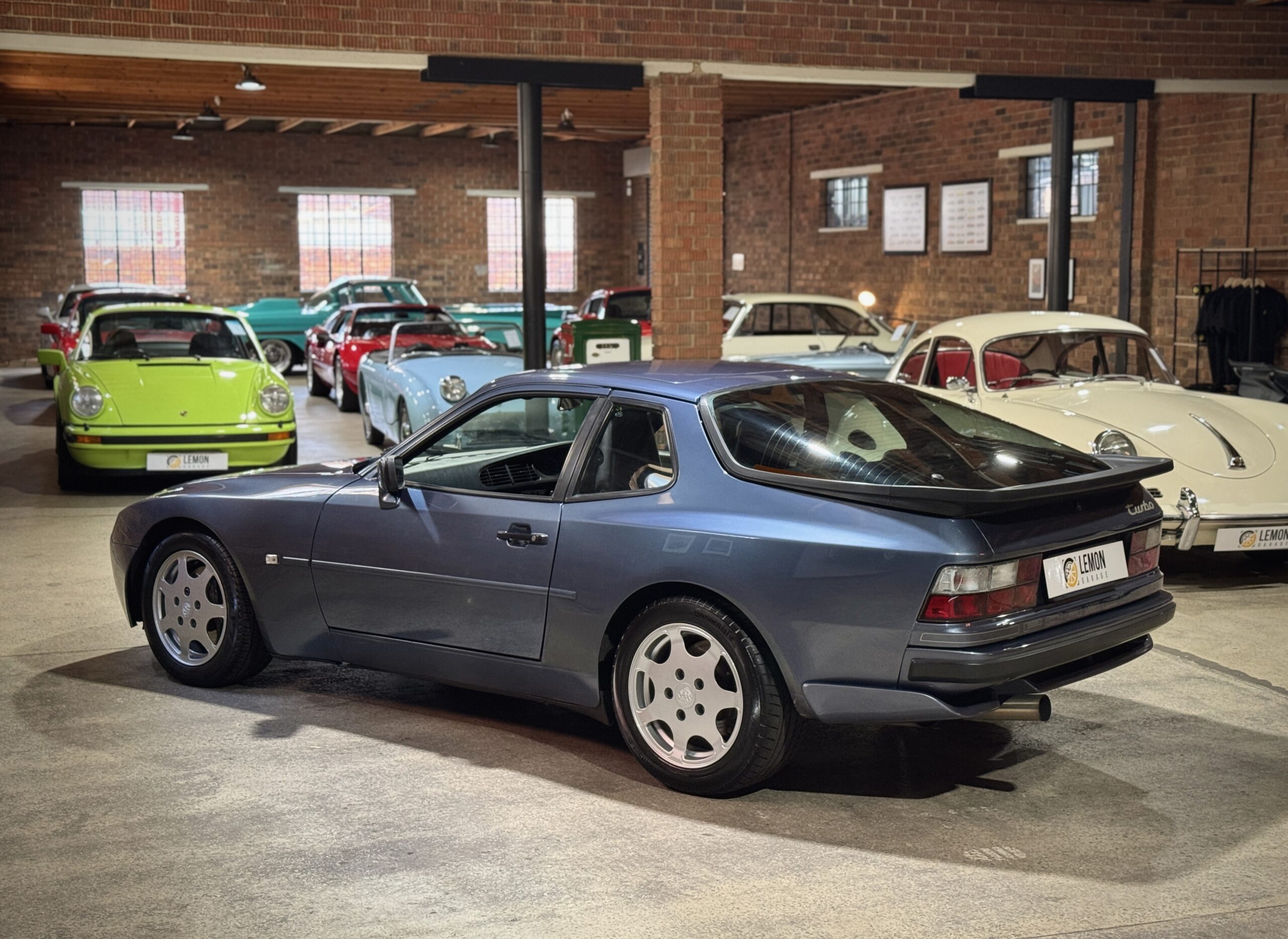 1989 Porsche 944 Turbo