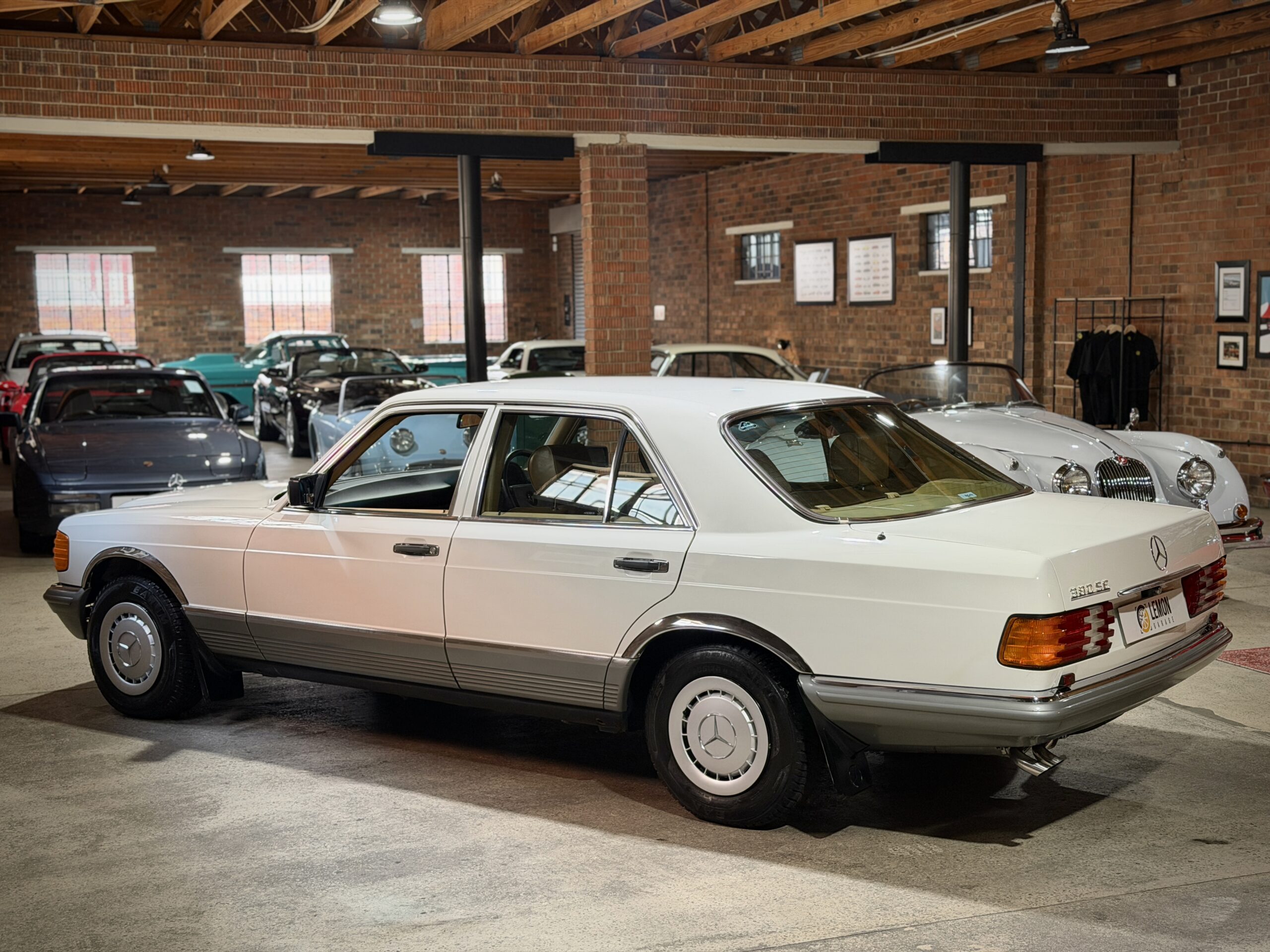 1986 Mercedes Benz 380 SE